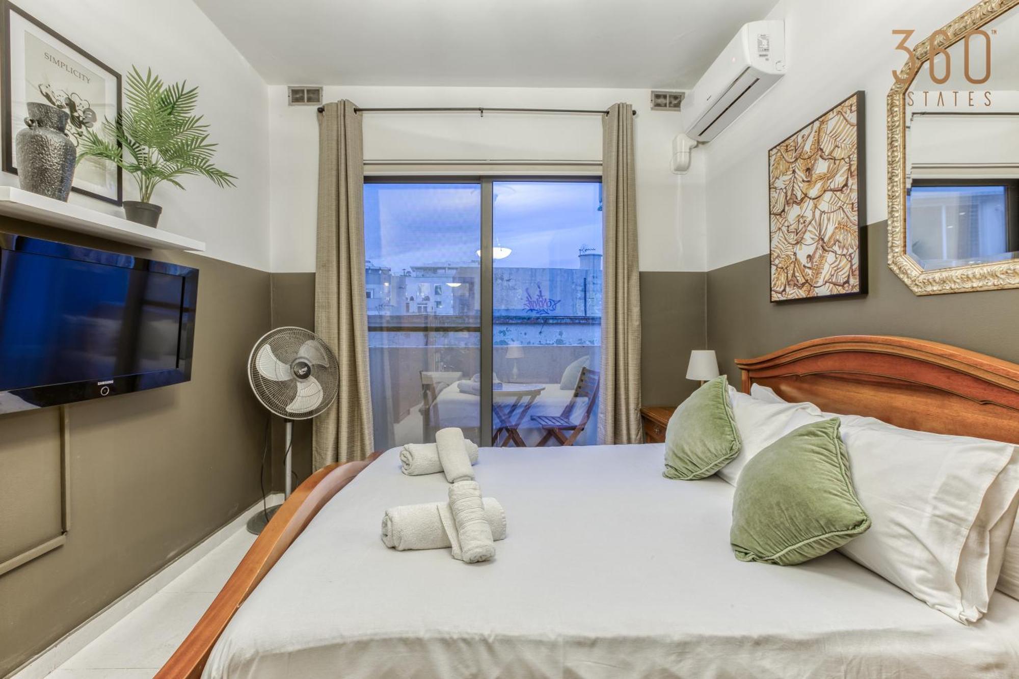 A Comfortable Apartment In The Heart Of Paceville Bt 360 Estates Saint Julian's 외부 사진