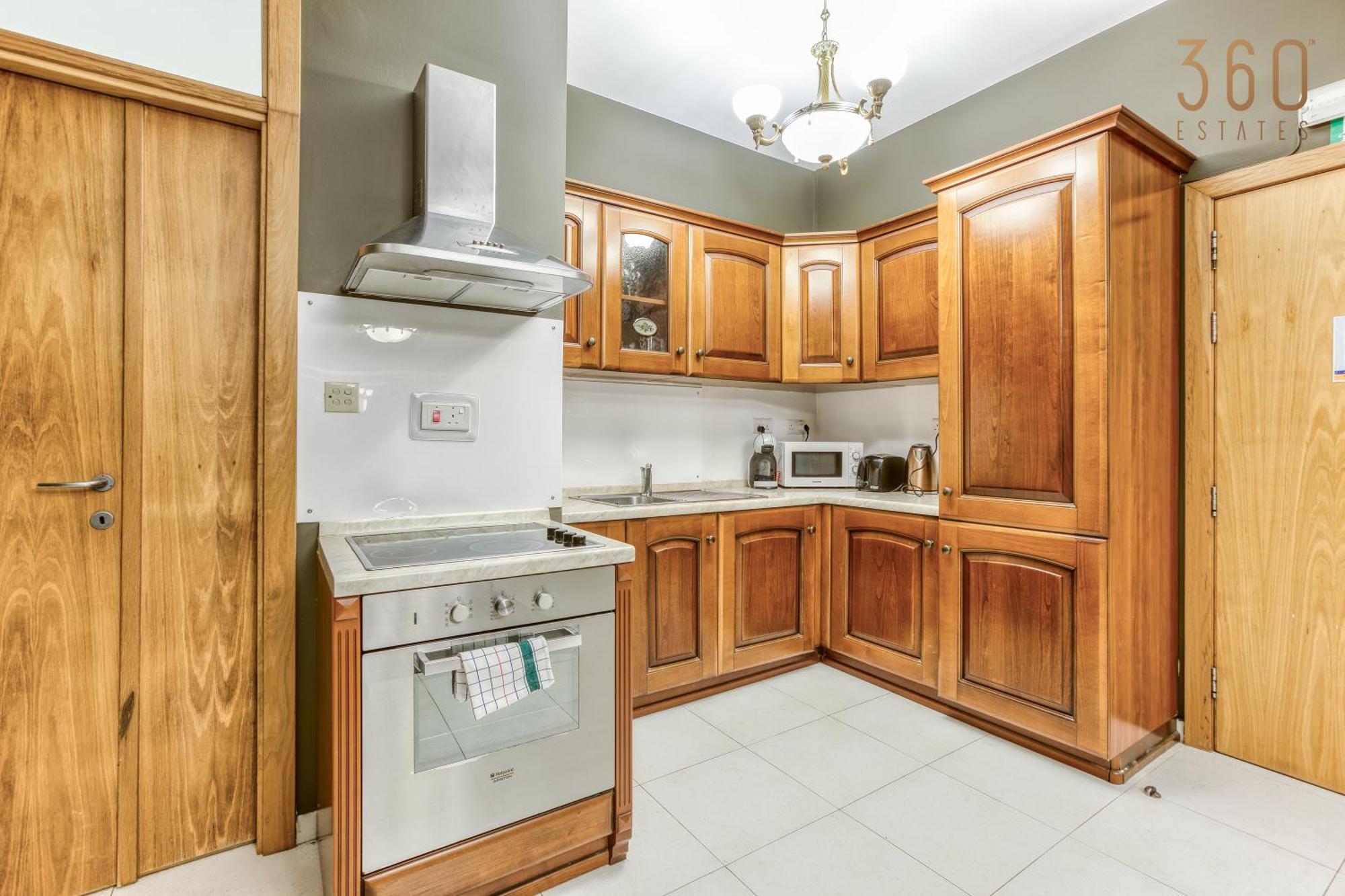 A Comfortable Apartment In The Heart Of Paceville Bt 360 Estates Saint Julian's 외부 사진